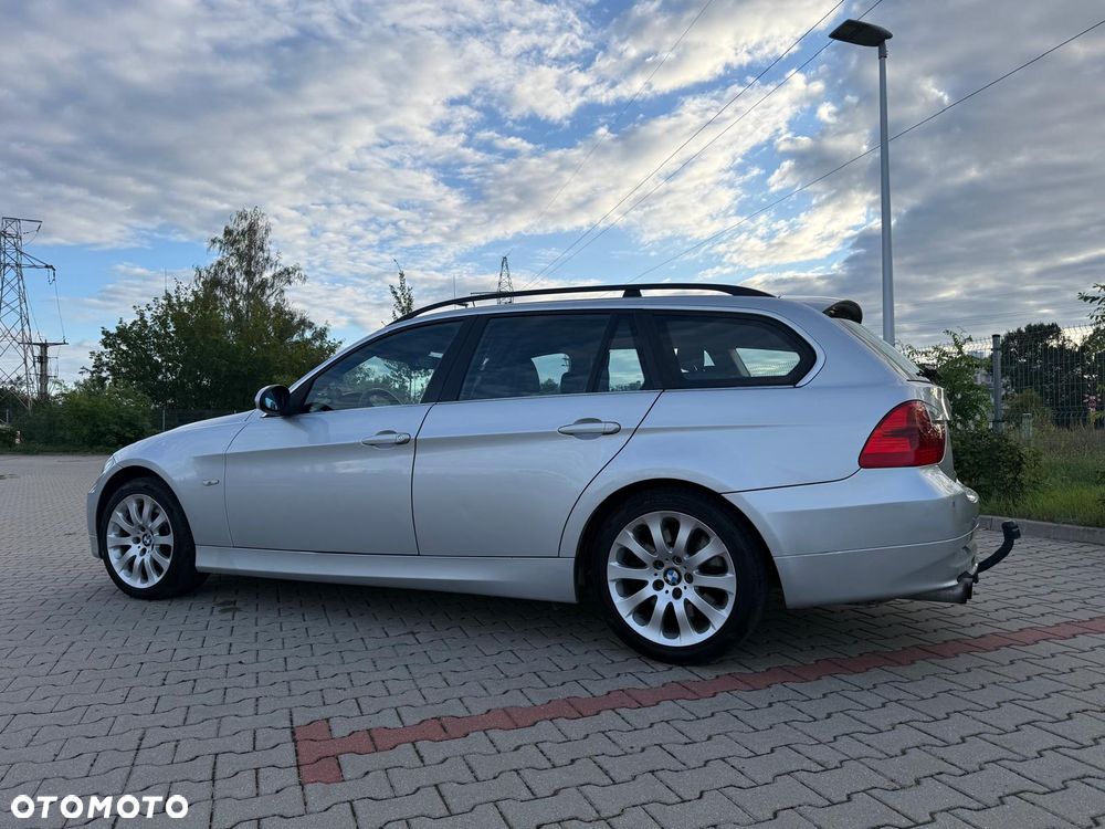 BMW Seria 3 330xd - 4