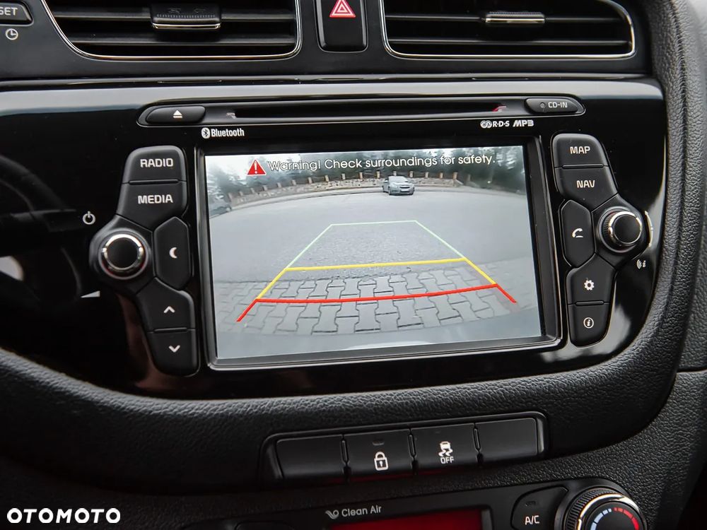 Kia Ceed 1.6 GDI Business Line - 23