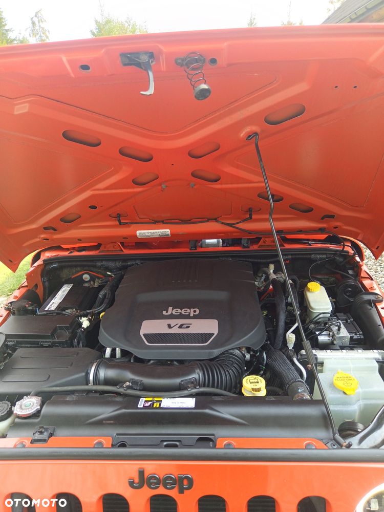 Jeep Wrangler - 6