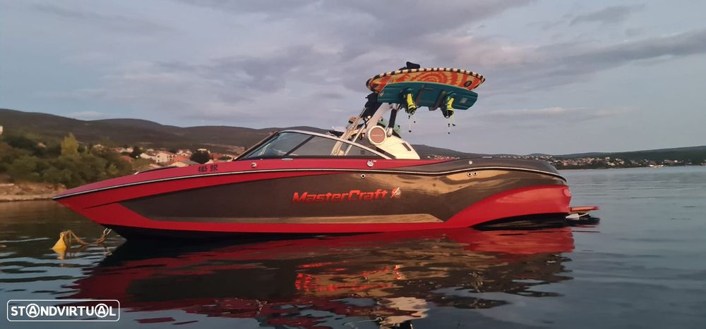 Mastercraft X22 - 2