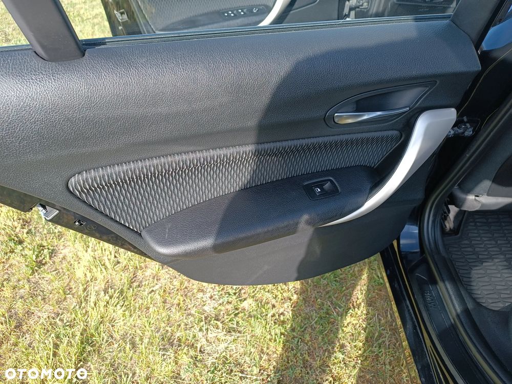 BMW Seria 1 114i - 21