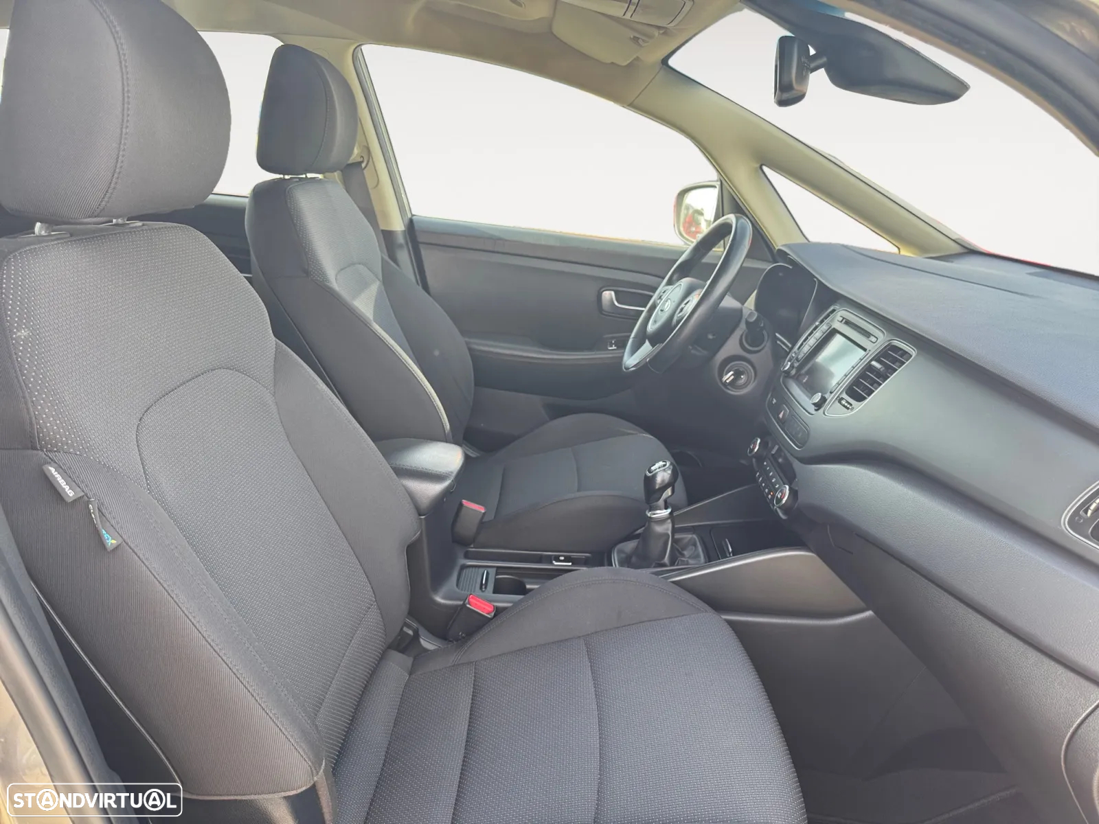 Kia Carens 1.7 CRDi ISG TX - 16