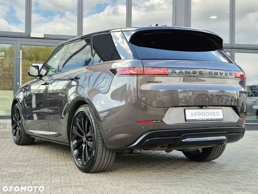 Land Rover Range Rover Sport - 11