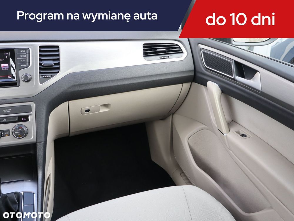 Volkswagen Golf Sportsvan - 10