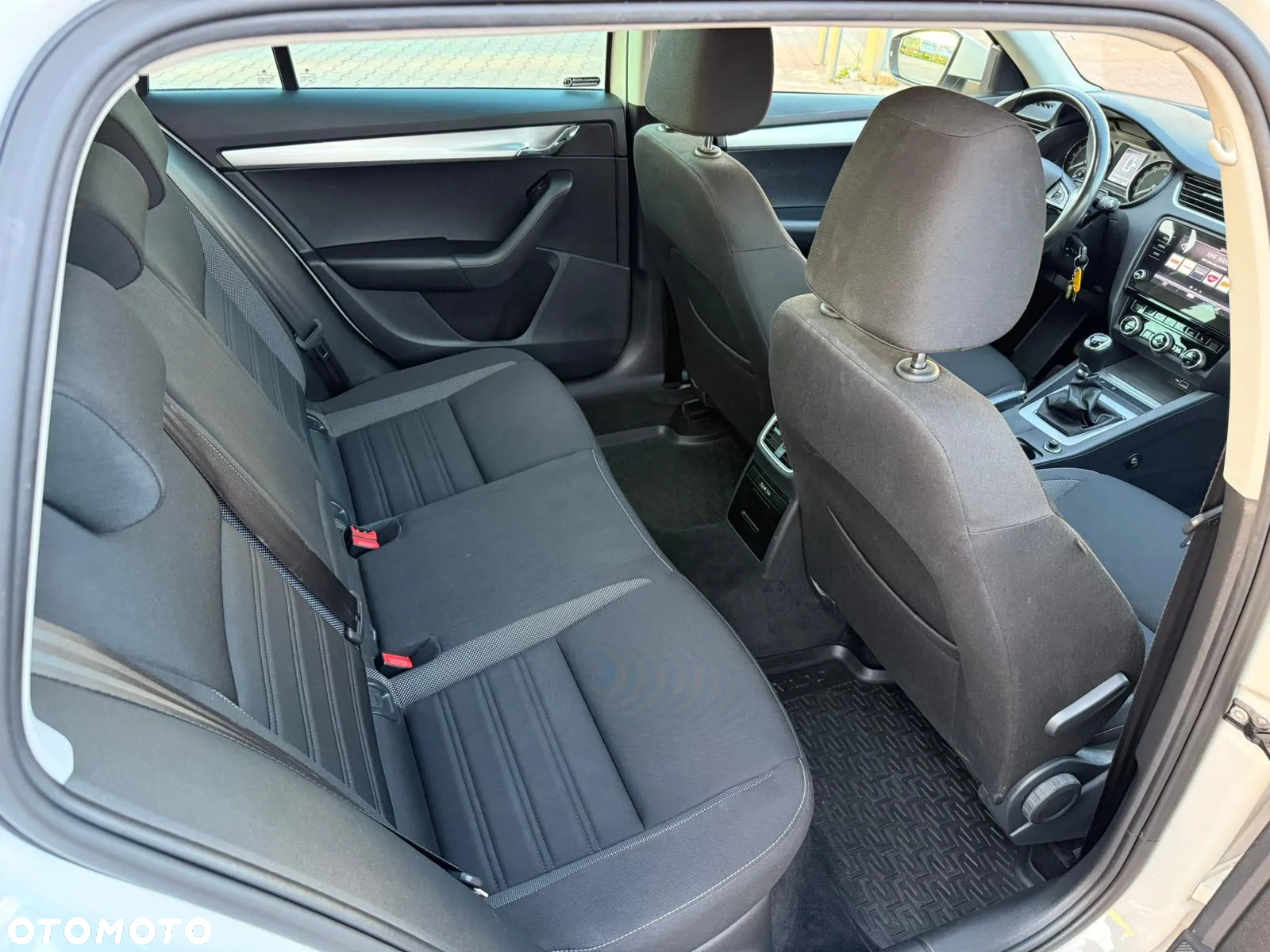 Skoda Octavia 1.6 TDI Ambition - 17