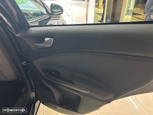 Alfa Romeo Giulietta 1.6 JTDM Distinctive - 17