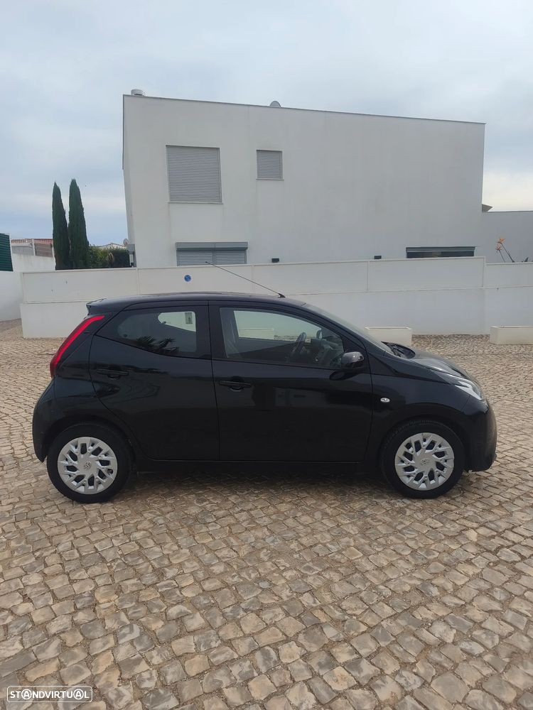 Toyota Aygo 1.0 X-Play - 3