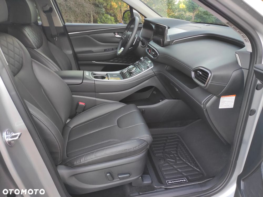 Hyundai Santa Fe 1.6 T-GDI HEV Platinum 4WD - 28