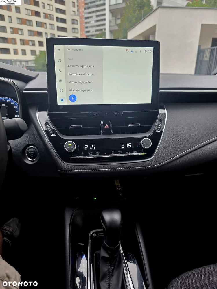 Toyota Corolla 1.8 Hybrid Comfort - 21