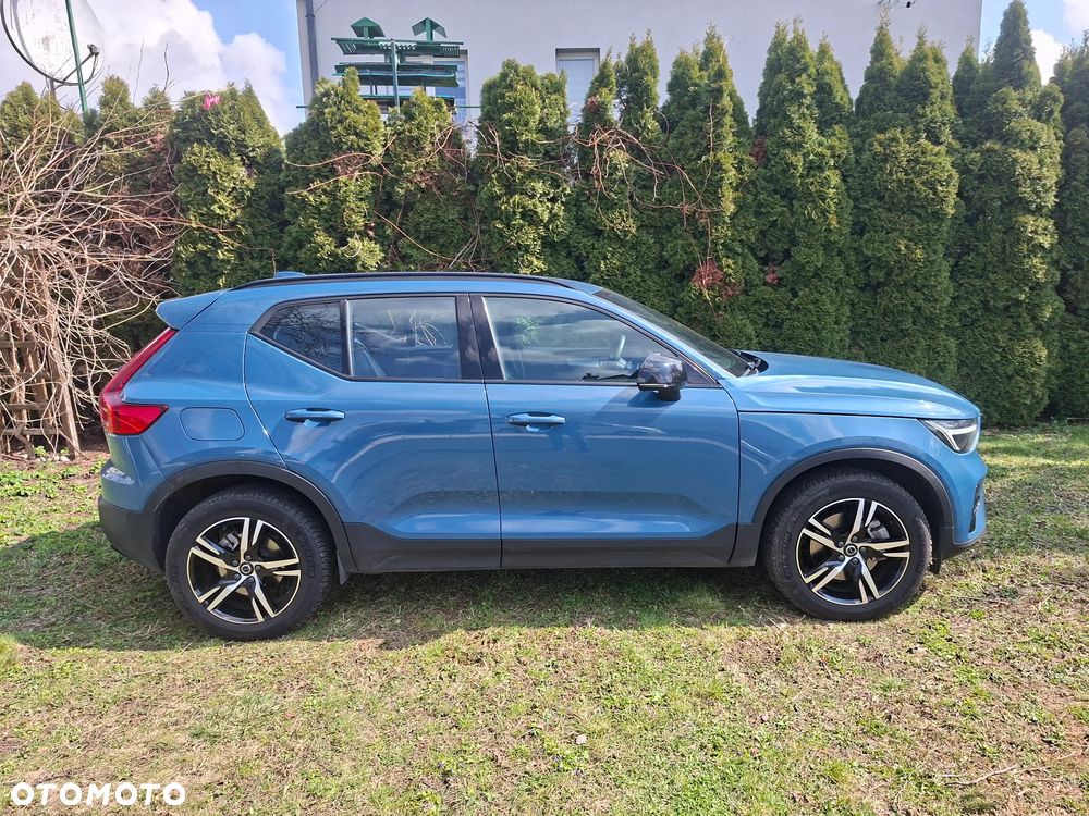 Volvo XC 40 B3 Plus Dark - 6
