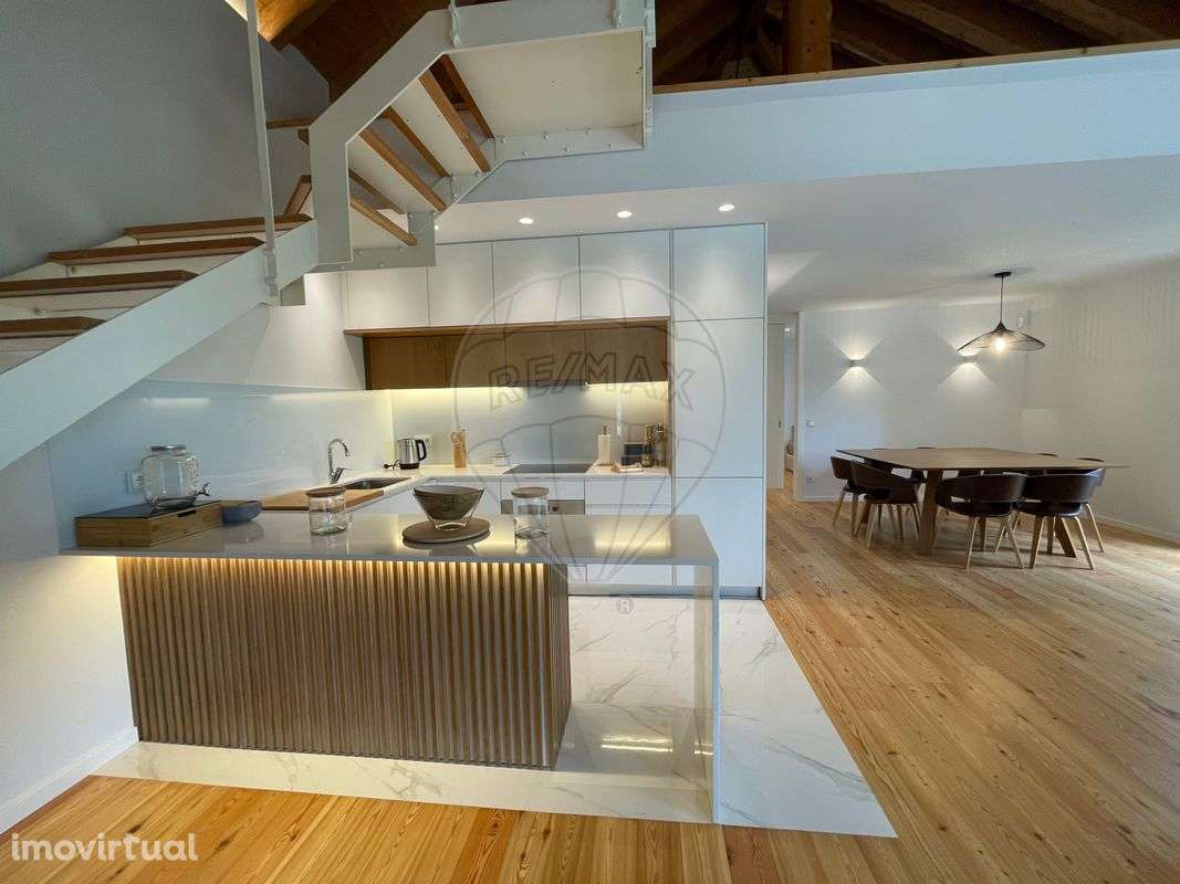 Moradia T2 para venda - Grande imagem: 2/38