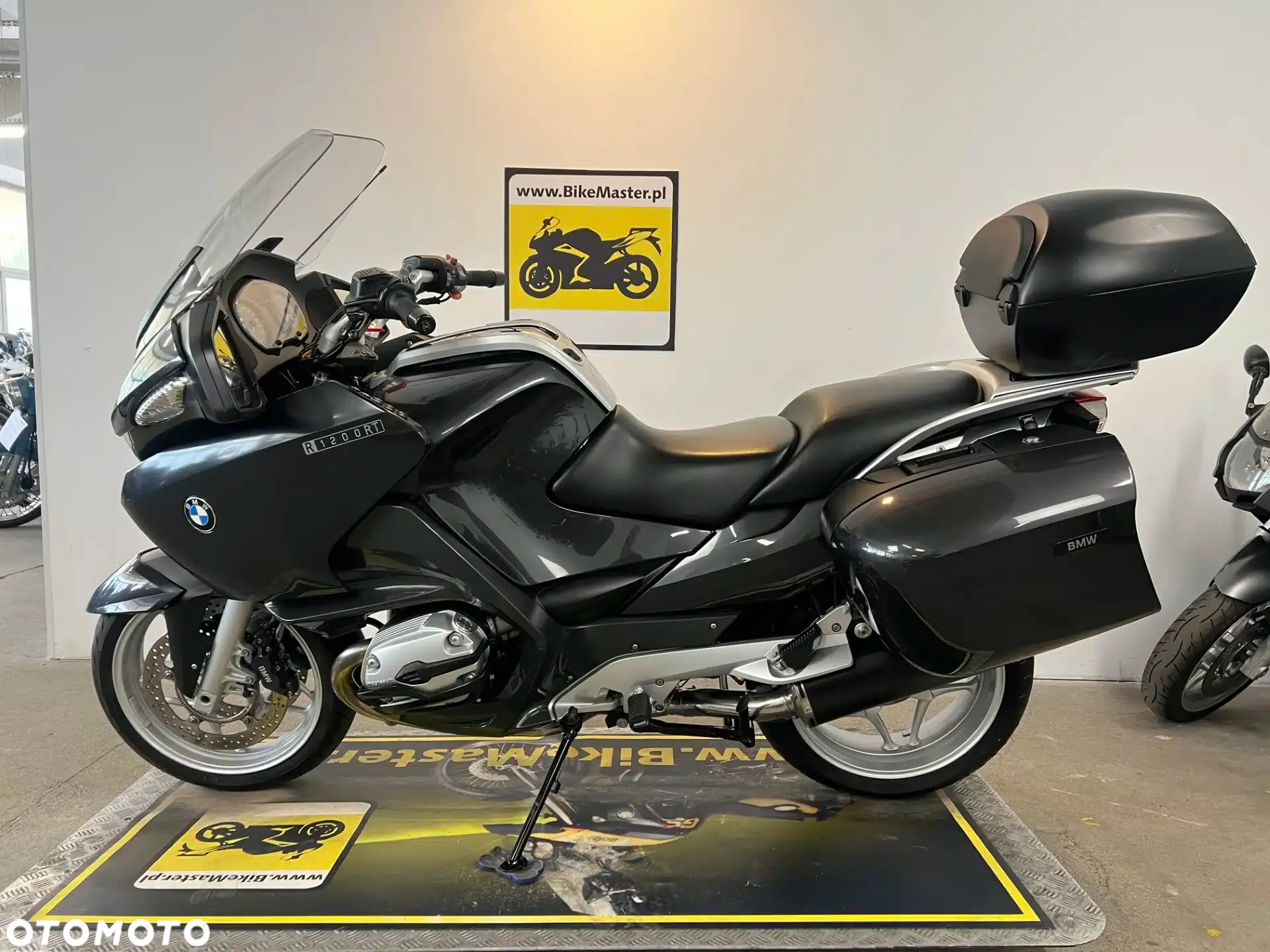 BMW R - 2