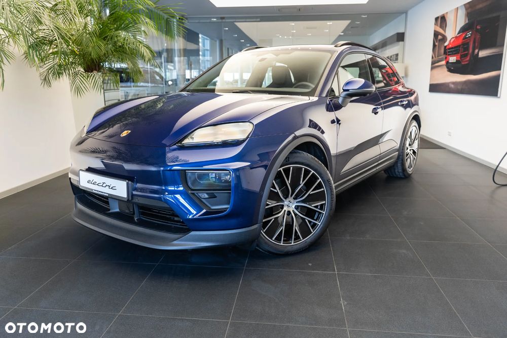 Porsche Macan - 1