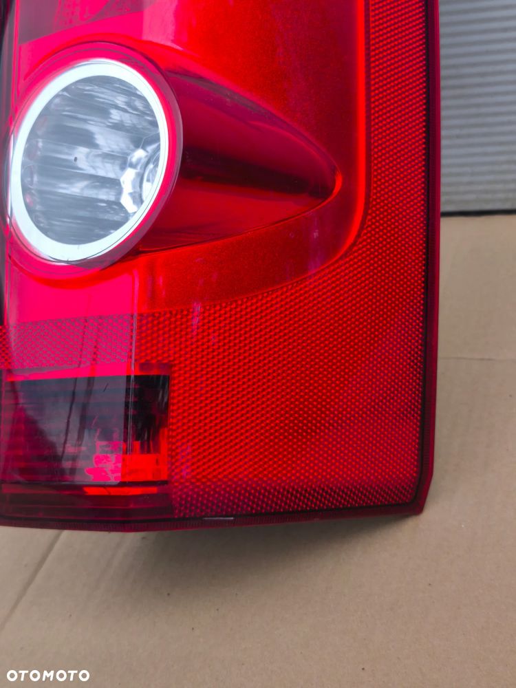 Lampa tył prawa VW Crafter I 06-16r 2e0945096 - 4