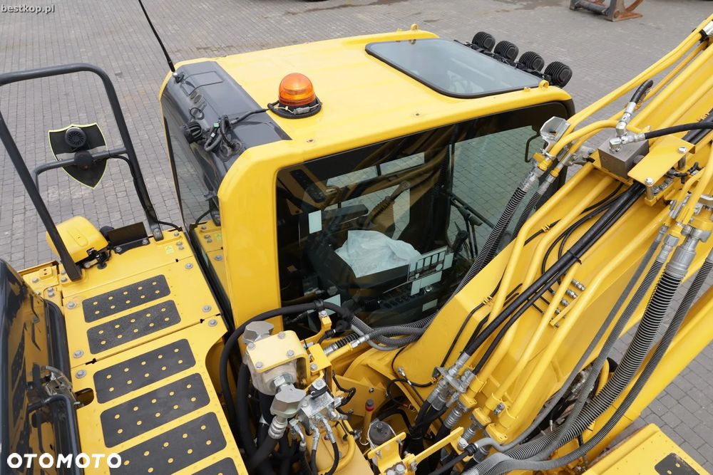 Komatsu PC210LC-11 - 27