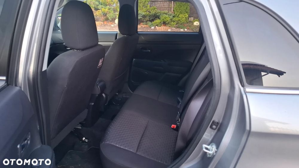 Mitsubishi ASX 1.8 DI-D 2WD Intro Edition - 10