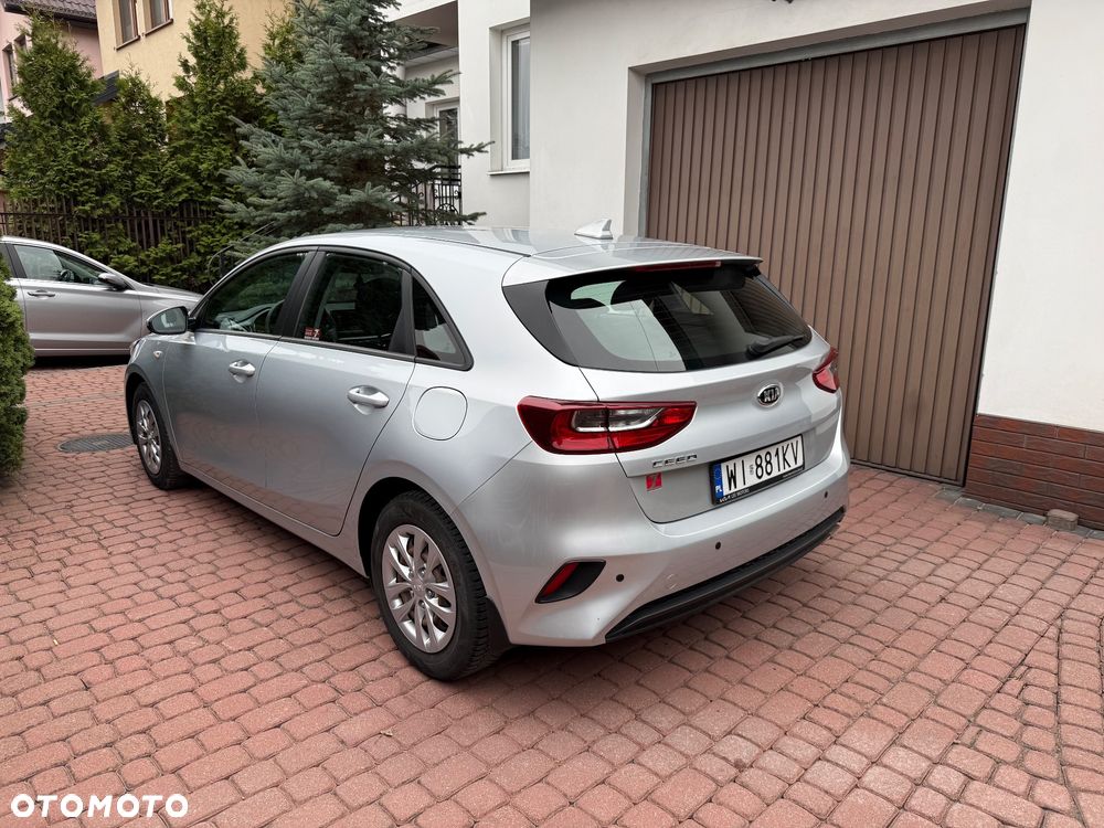 Kia Ceed - 4