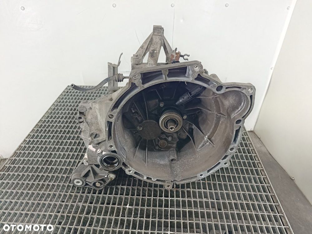 SKRZYNIA BIEGÓW MANUALNA 5 FORD FOCUS C-MAX 3M5R7002NB 1.6 16V - 1