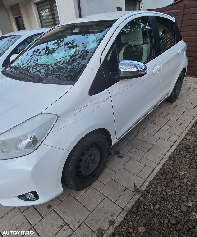 Toyota Yaris 1.3 VVT-i Multidrive S Luna - 2