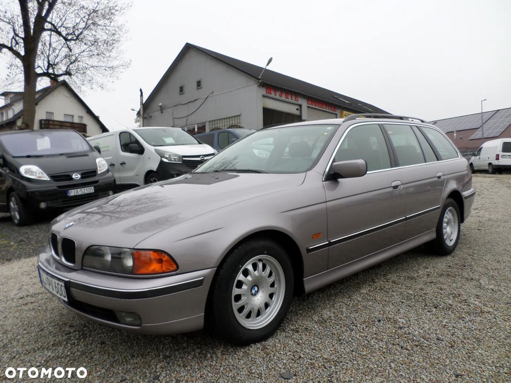 BMW Seria 5 - 1