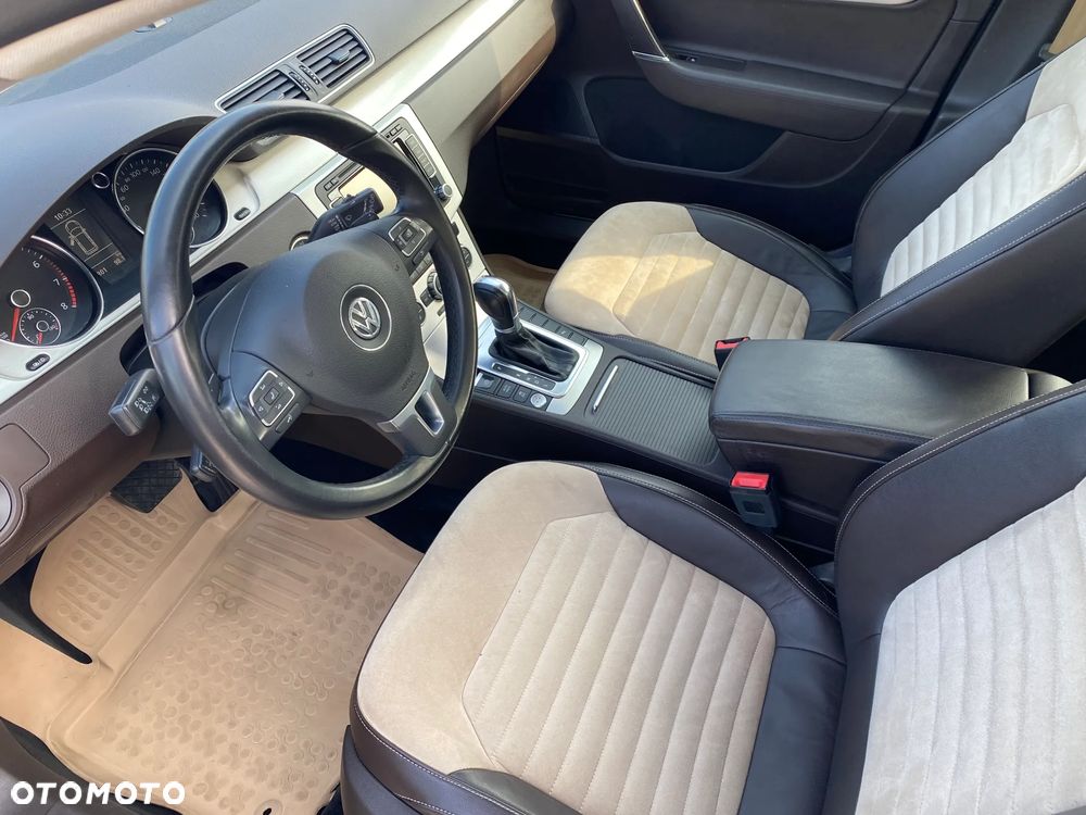 Volkswagen Passat 1.8 TSI Highline DSG - 9