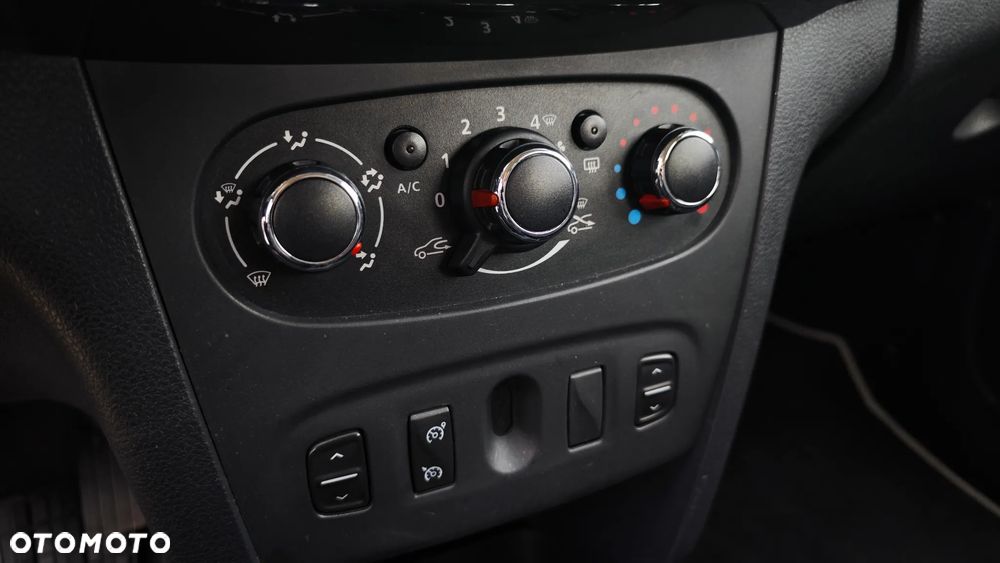 Dacia Sandero Stepway TCe 90 (S&S) Prestige - 11