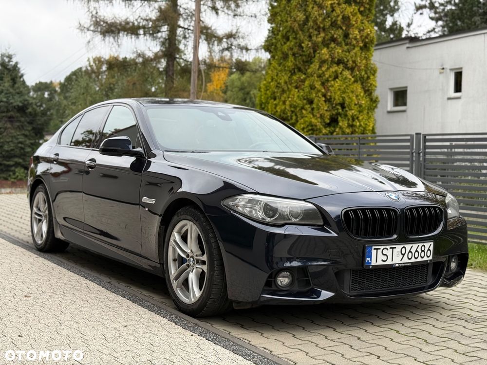BMW Seria 5 525d xDrive - 4