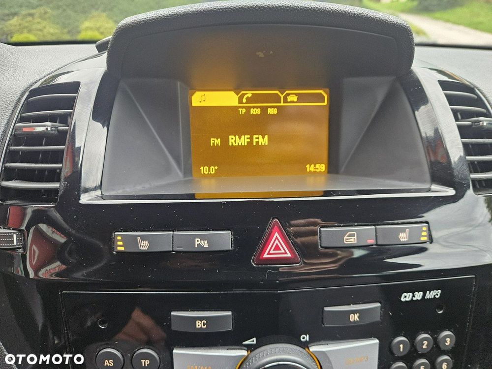 Opel Zafira - 28