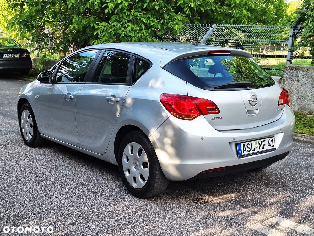 Opel Astra 1.4 Selection - 33