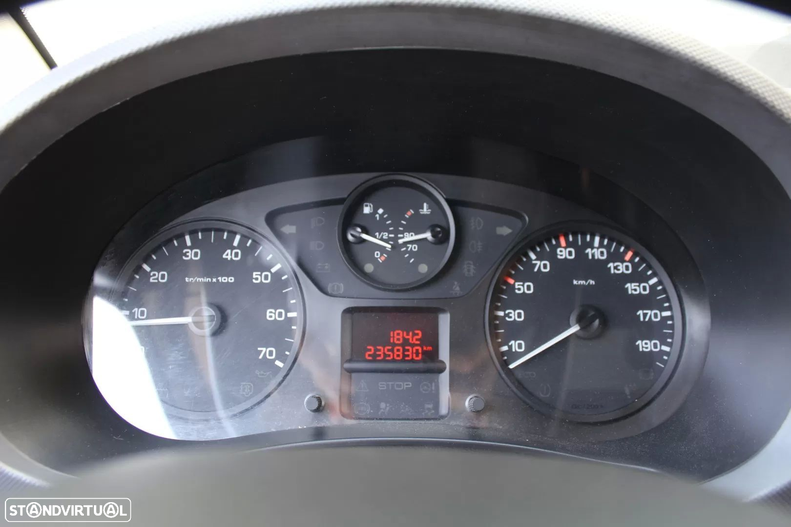 Peugeot partner 1.6 blue-hdi confort l1 - 17