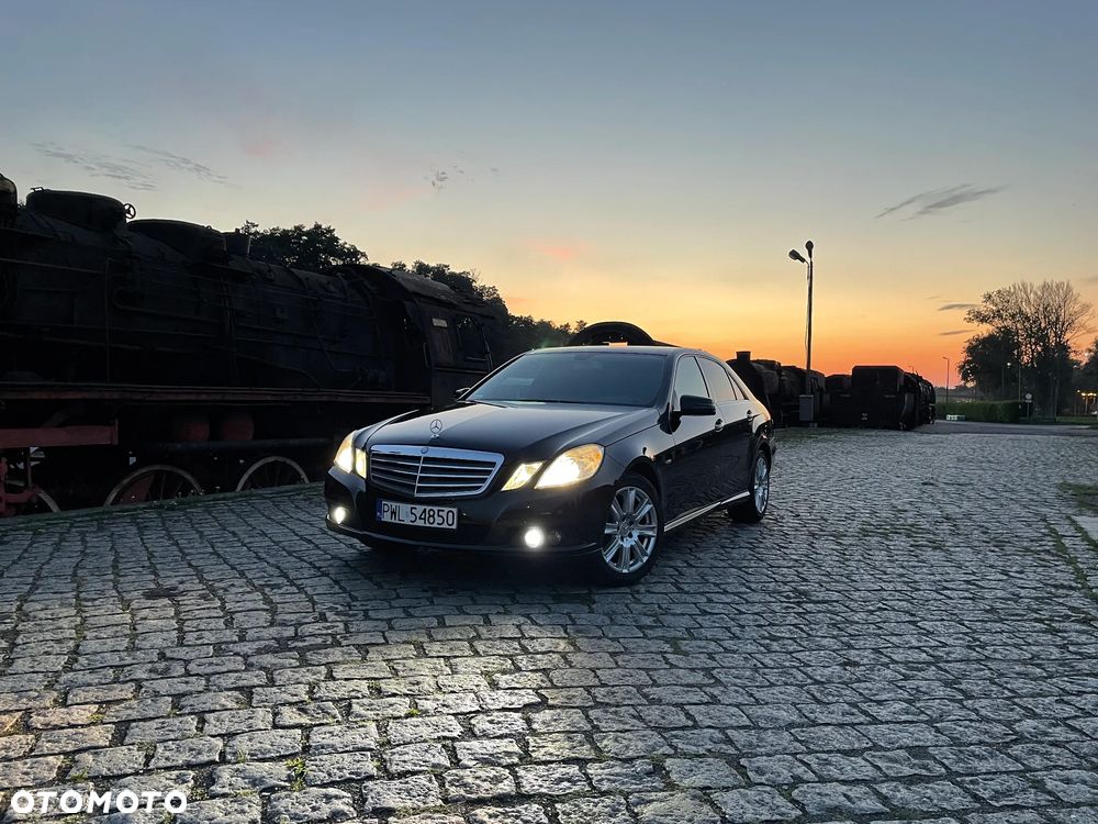 Mercedes-Benz Klasa E 220 CDI DPF BlueEFFICIENCY Automatik Elegance - 30