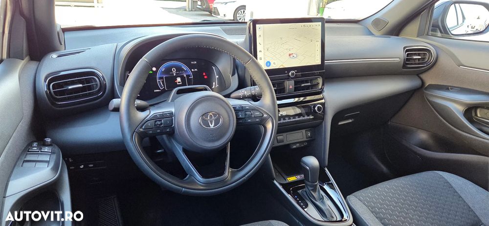 Toyota Yaris Cross 1.5 VVT-i HSD 4x2 Dynamic - 19
