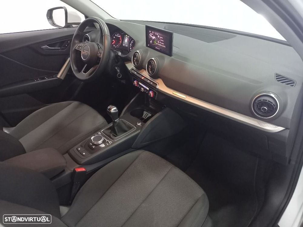 Audi Q2 30 TFSI Advanced - 16