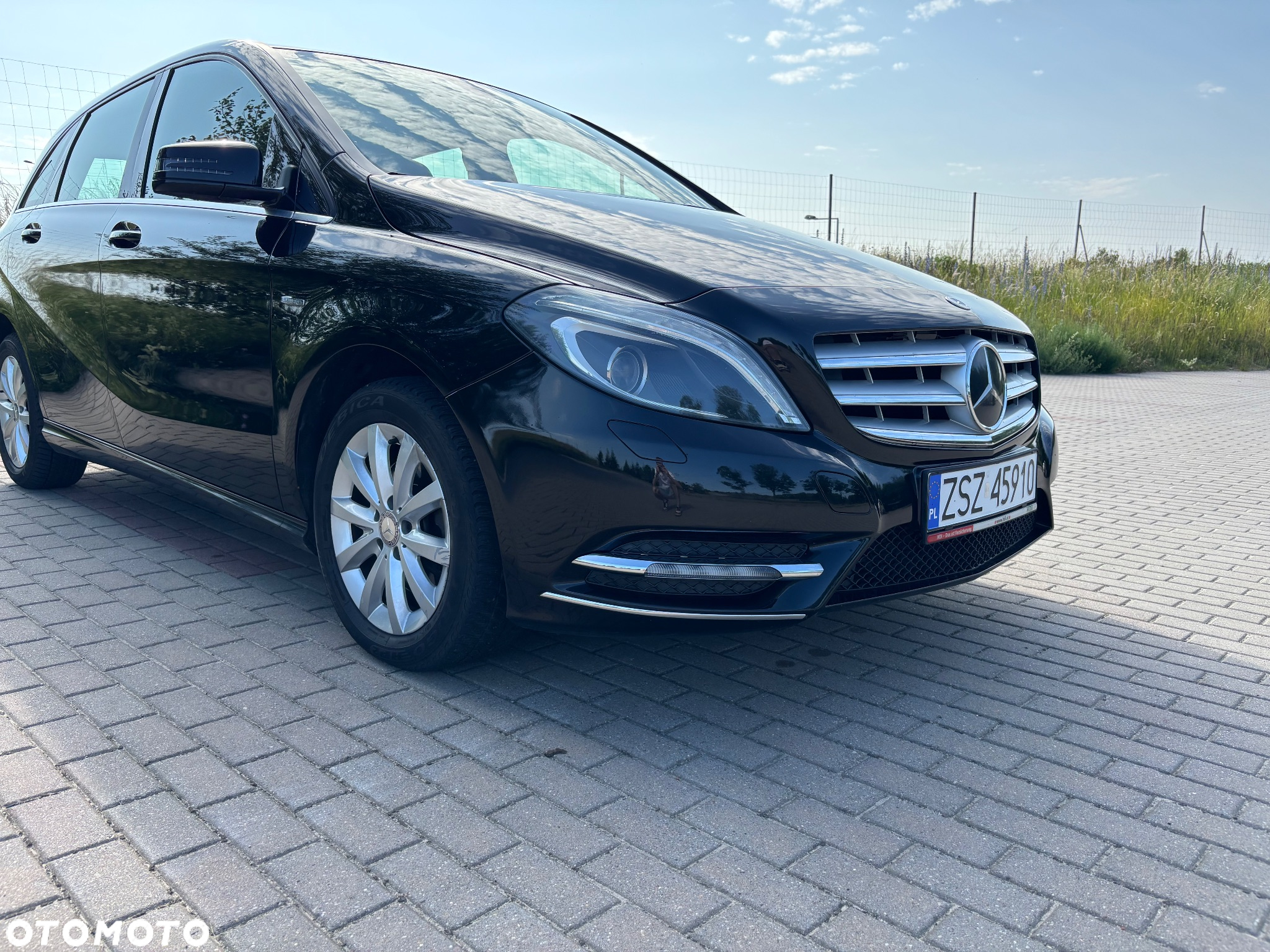 Mercedes-Benz Klasa B 200 CDI - 2