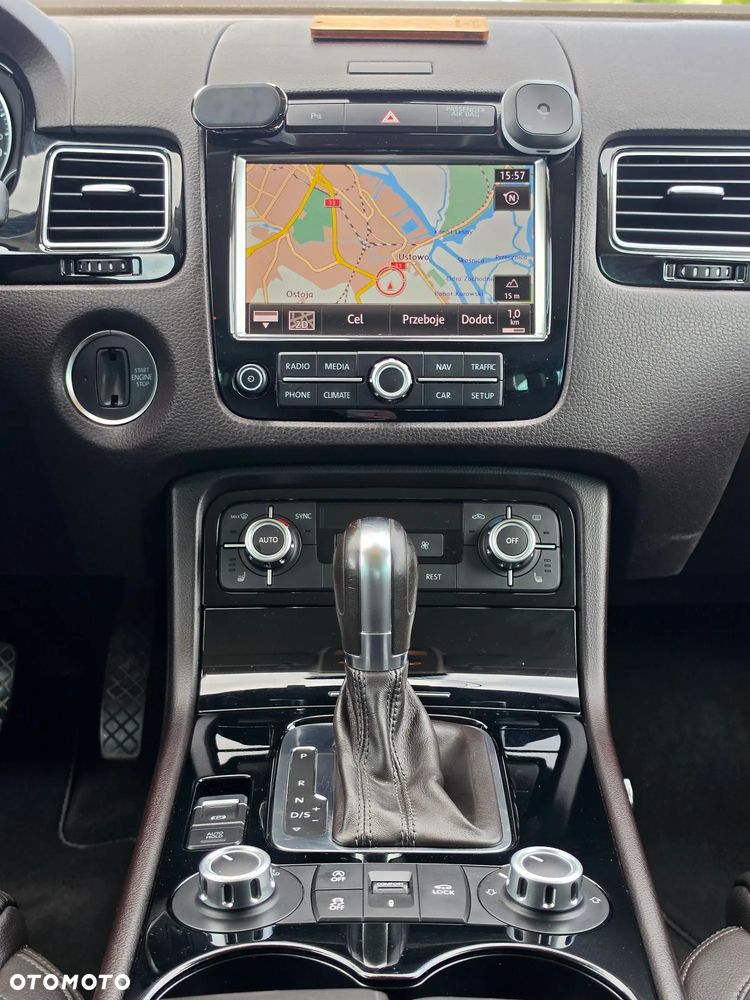 Volkswagen Touareg 3.0 V6 TDI 4XMot BMT - 12