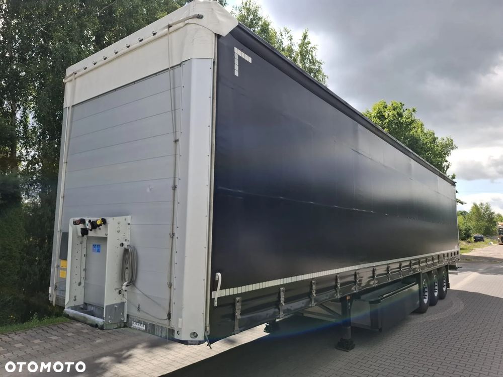 Schmitz Cargobull SCB - 3