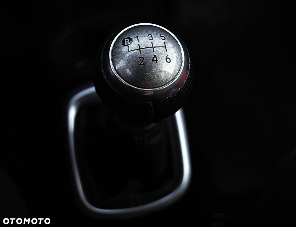 Toyota Yaris - 19