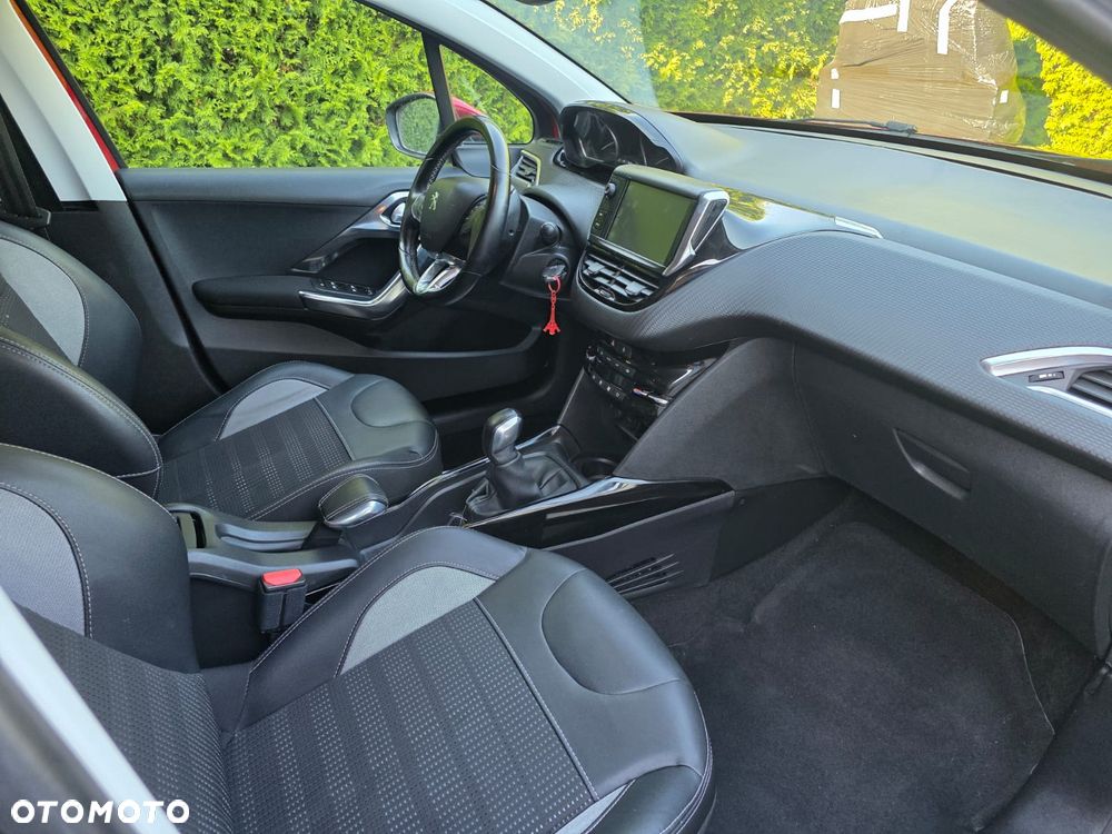 Peugeot 2008 PureTech 110 Stop&Start Allure - 15