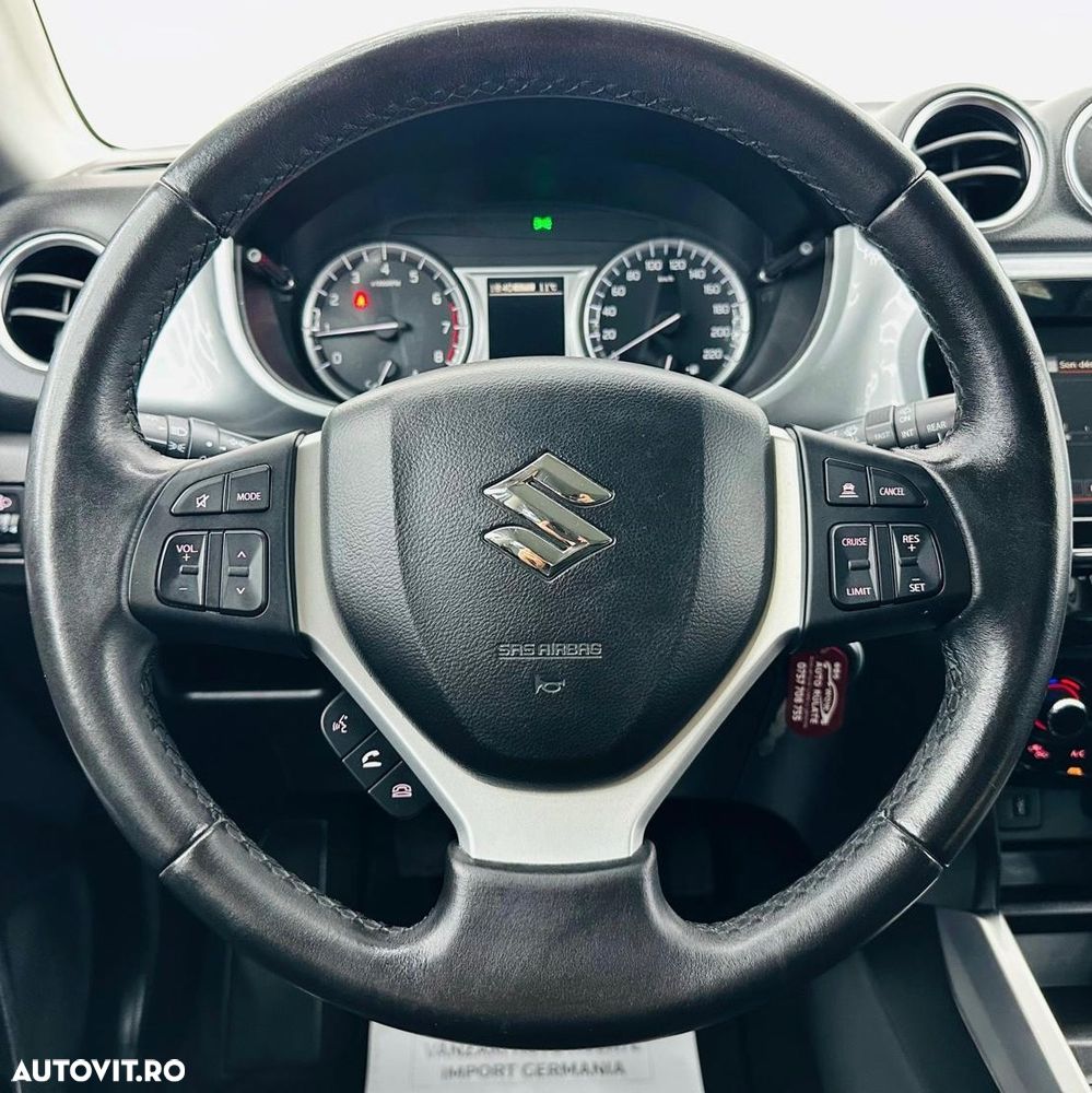 Suzuki Vitara 1.6 (4x4) Allgrip Comfort+ - 27