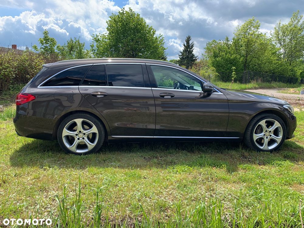 Mercedes-Benz Klasa C 250 7G-TRONIC - 17