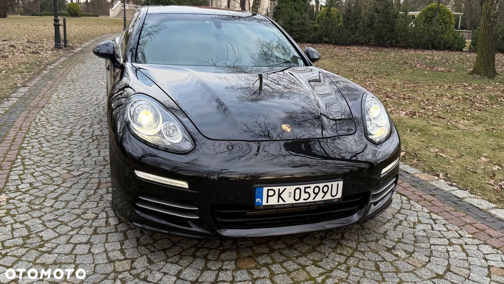 Porsche Panamera 4S - 10