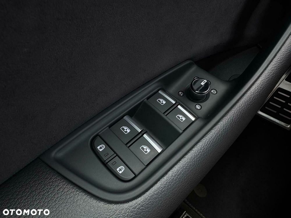 Audi Q8 - 23
