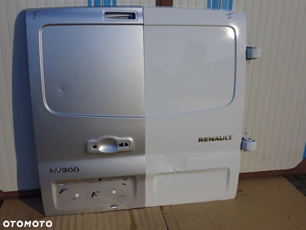 Trafic 3 VivaroB Talento NV300 Drzwi Tylne - 14