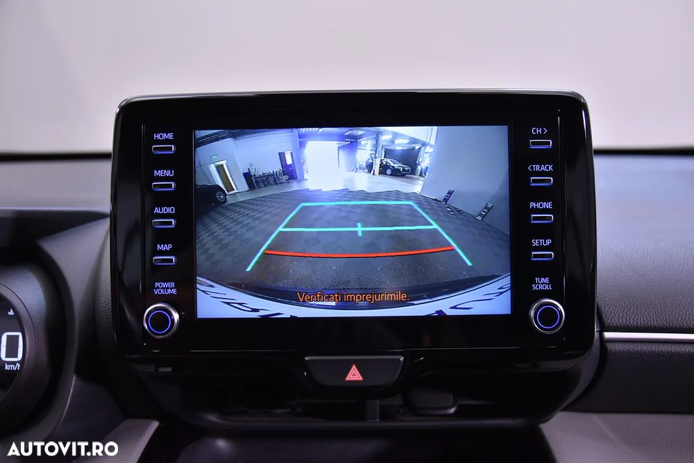 Toyota Yaris Cross - 19