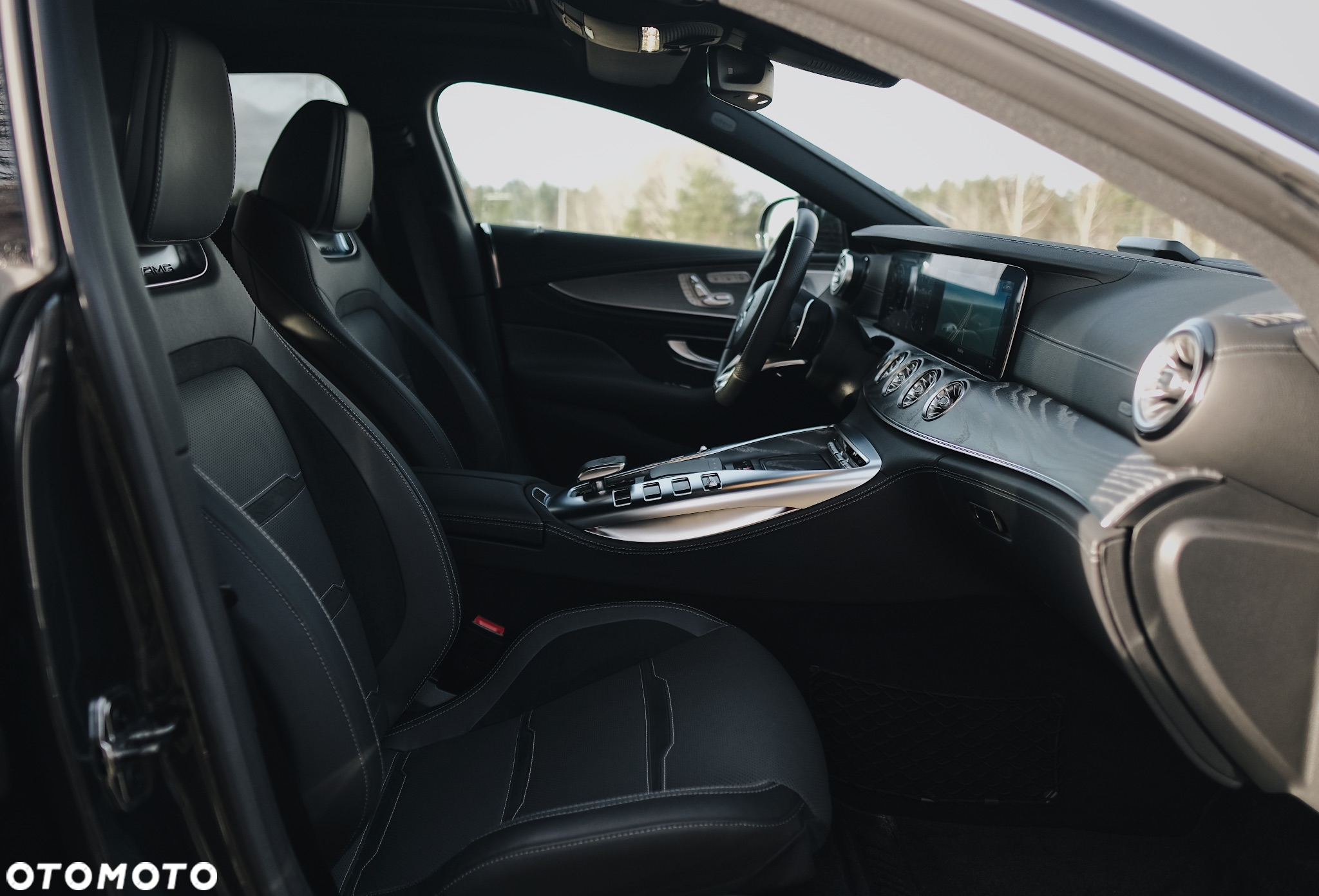 Mercedes-Benz AMG GT 43 4Matic+ Coupe 4D Speedshift TCT 9G - 28