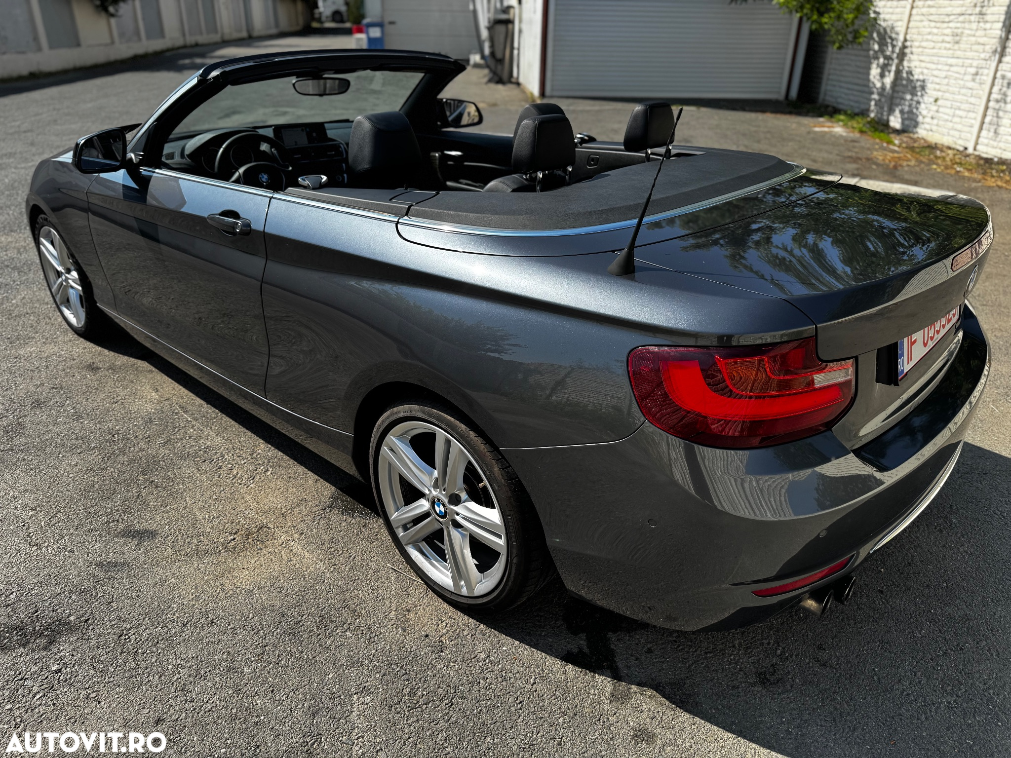 BMW Seria 2 220d Cabrio Aut. Luxury Line - 2