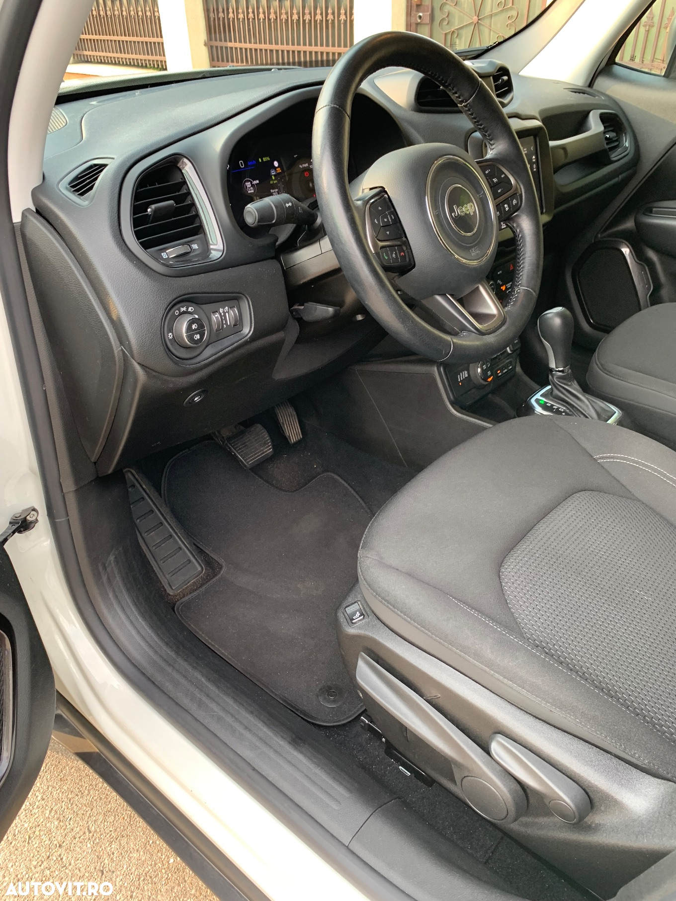 Jeep Renegade 1.3 T-GDI 4xe PLUG-IN Hybrid Automatik Summit - 20