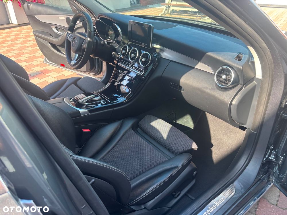 Mercedes-Benz Klasa C 250 9G-TRONIC Avantgarde - 13