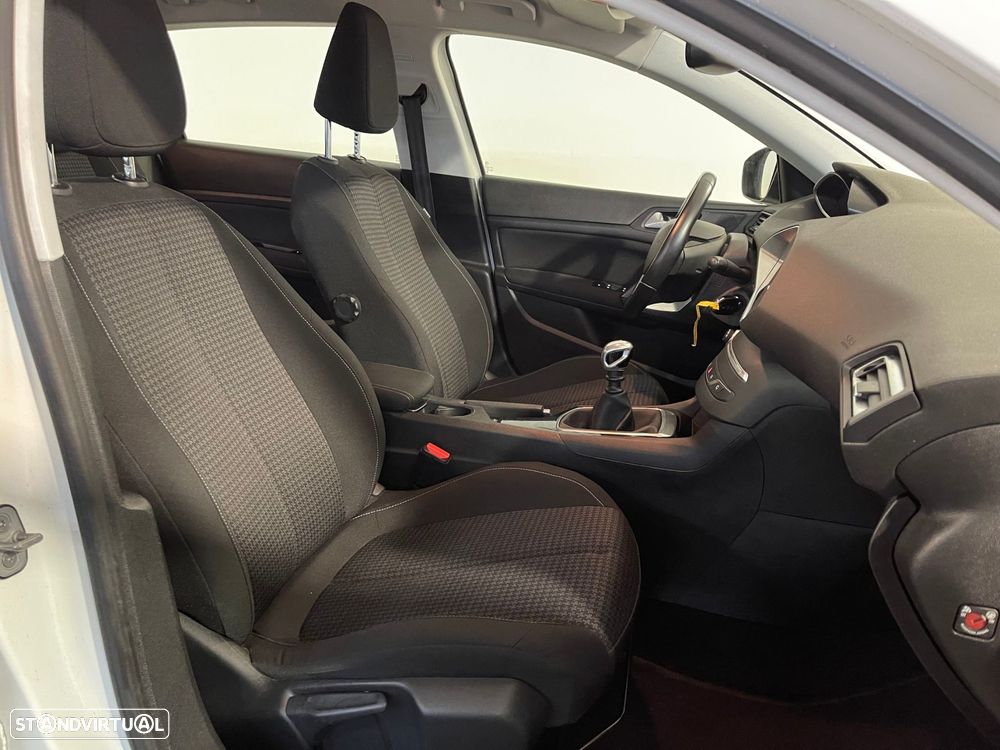 Peugeot 308 1.5 BlueHDi Active - 14