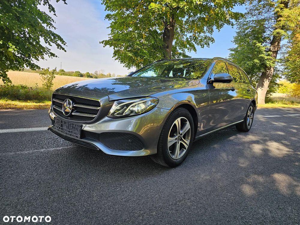 Mercedes-Benz Klasa E 200 d 9G-TRONIC - 18